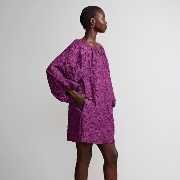 New York & Company Dresses & Skirts - NWT NY & CO Textured Puff-Sleeve Shift Dress Size Large